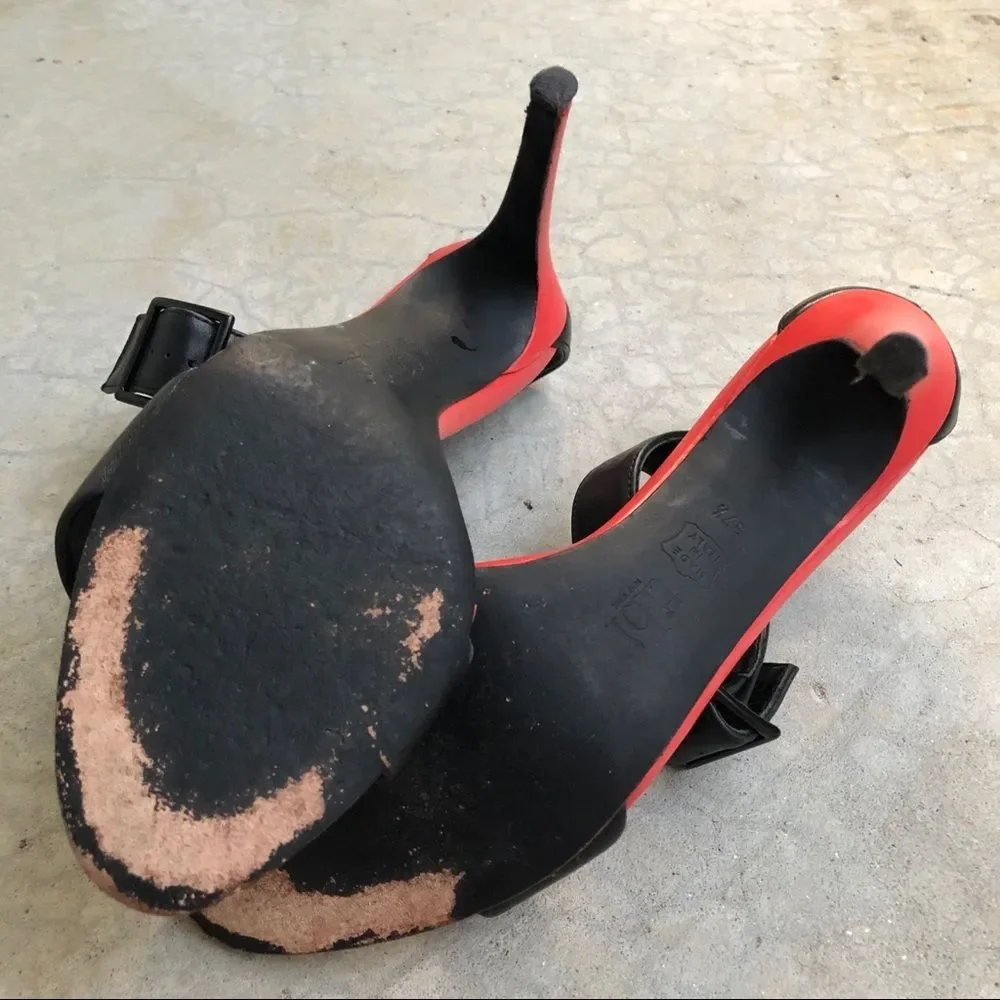 Tibi Colorblocked Heels Sandals Black Red Leather Minimalist Chic Euro 37.5